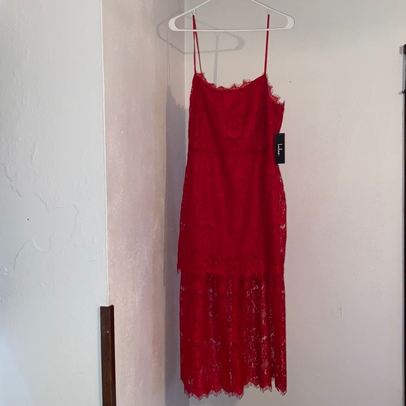 Red lace LULU dress - Picture 3 of 9